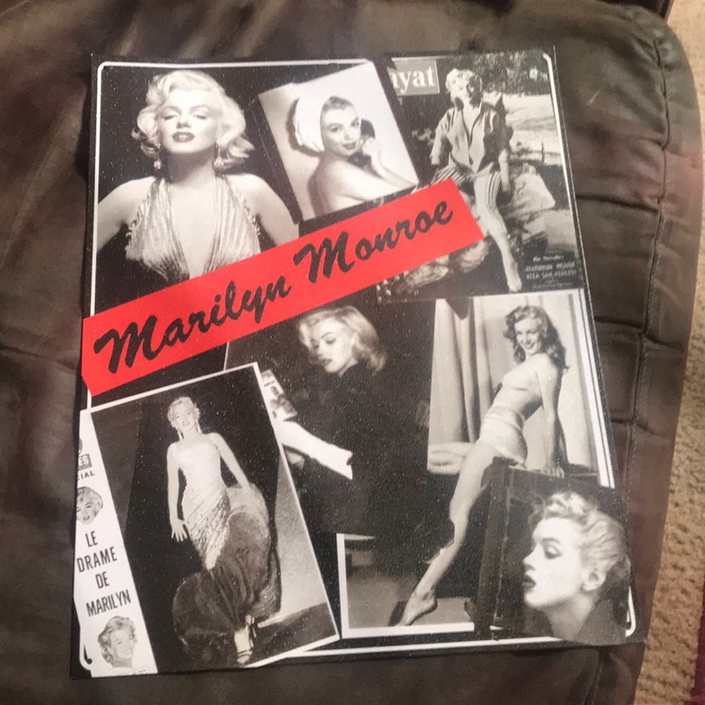 Marilyn monroe vintage metal sign